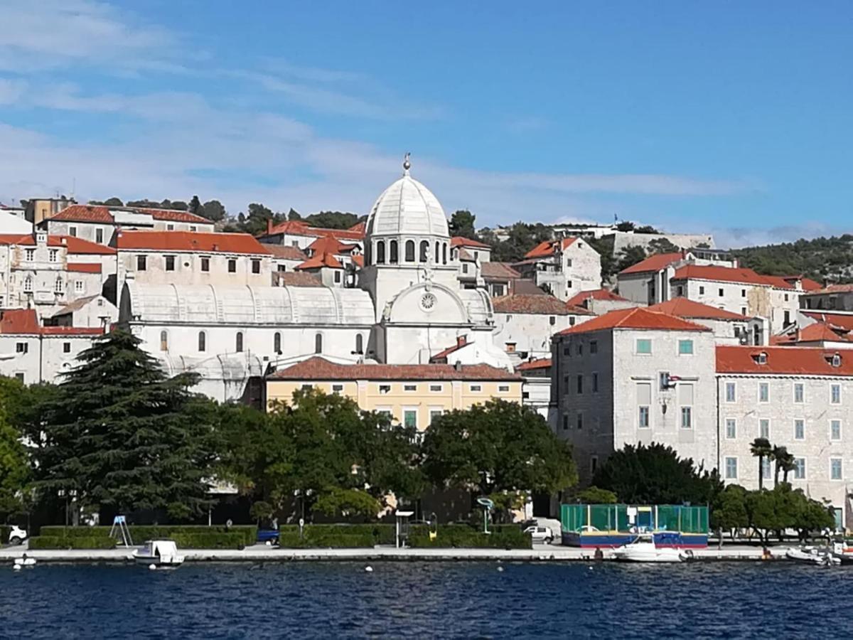 Apartman Maslina Σίμπενικ Εξωτερικό φωτογραφία